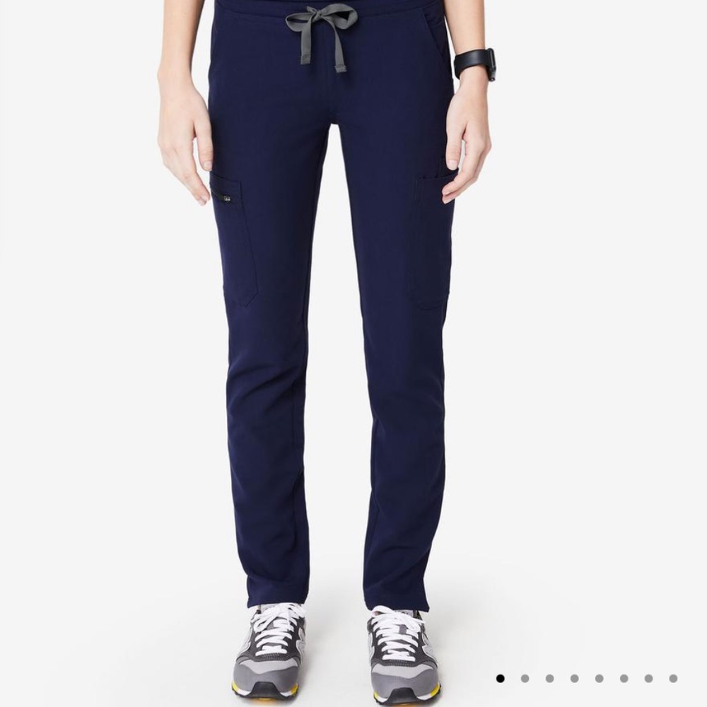 Figs YOLA skinny scrub pants Navy - Small Petite